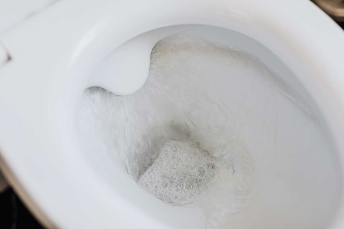 Toilet Leak! Toilet Wax Ring Replacement - GardenFork - YouTube