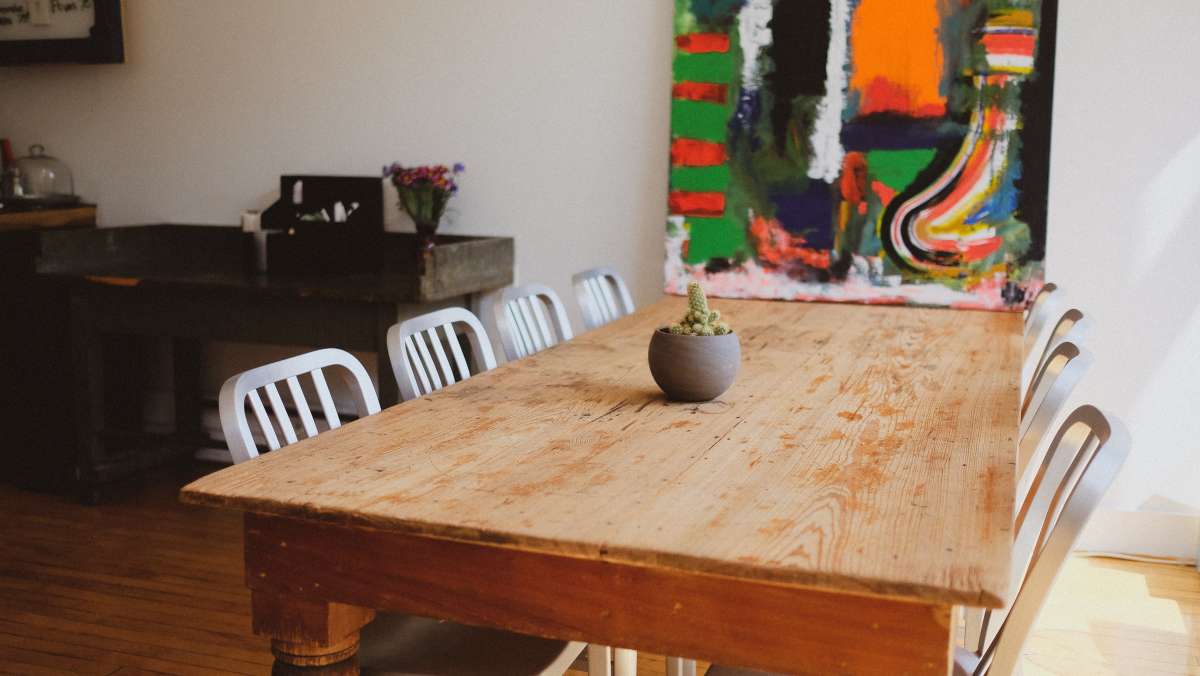 how to tell if wood furniture is worth refinishing3
